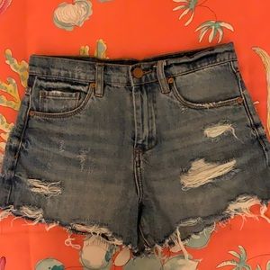 BlankNYC Barrow Jean shorts